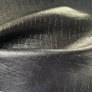 Patrón de cocodrilo Resistente al desgaste Impermeable <span class=keywords><strong>PU</strong></span> Cuero Resistente al moho Tela no tejida Parte inferior Ecológica Ropa de cuero - Product Image 5