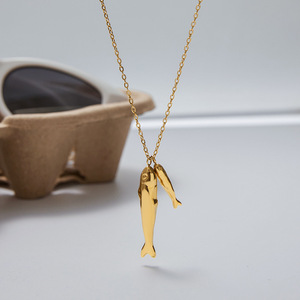 Collar con Colgante de Piscis, Chapado en Oro de 18K, Acero Inoxidable, Forma de Animal, Joyería Unisex para Uso Diario - Product Image 4