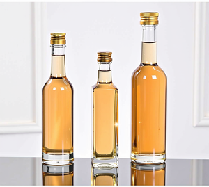 Solent personnalisé fiable 50ml 100ml 150ml <span class=keywords><strong>bouteille</strong></span> de liqueur bouteilles de spiritueux en verre pour utilisation d'échantillon avec bouchon en aluminium approvisionnement d'usine - Product Image 1