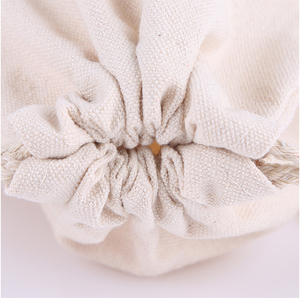Bolsa pequeña <span class=keywords><strong>de</strong></span> lona con serigrafía personalizada, bolsa reciclada <span class=keywords><strong>de</strong></span> algodón natural liso con cordón, ecológica y sostenible - Product Image 2