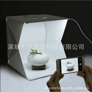กล่องไฟสตูดิโอพับได้ขนาดเล็ก 40 ซม. ทำจาก PVC แบบพกพา พร้อมพอร์ต USB สำหรับถ่ายภาพ - Product Image 3