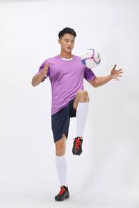 2025新设计聚酯纤维成人足球球衣套装儿童足球训练服 - Product Image 4