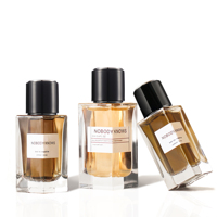 Emballage de boîte cadeau personnalisée de luxe, flacon de parfum en verre carré vide de 30 ml, 50 ml, 100 ml avec couvercle