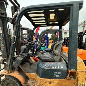 Montacargas Komatsu FD15 de Segunda Mano en Venta, Montacargas Usado Komatsu con Capacidad de Carga de 1.5 Toneladas - Product Image 1