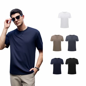 T-shirts personnalisables pour hommes en coton à manches courtes et col rond, coupe ajustée, couleur unie, t-shirt décontracté pour la randonnée et les activités de plein air - Product Image 2