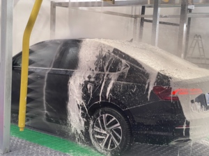 Machine de lavage de voiture électrique sans contact de haute qualité avec recyclage des eaux usées, pression de 150 bars, acier inoxydable, temps de lavage de 3 à 6 minutes - Product Image 1