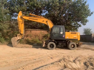 Excavadora de Ruedas Hyundai R210W-7 Usada, R210W-9, R210W, Hyundai 210w de Segunda Mano, 21 Toneladas, 210 en Venta - Product Image 4