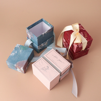 Boîte à tiroirs BRAVO faite à la main haut de gamme personnalisable 101,9g 10x8x11cm avec doublure en éponge enduite, pelliculage brillant, ISO9001, gaufrage UV or