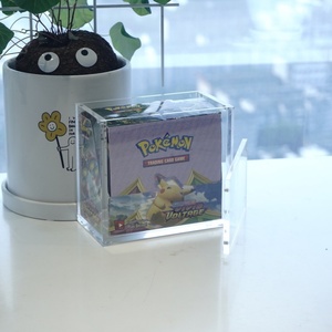 Caja Acrílica Transparente Personalizada al por Mayor con Protección UV Alta y Tapa Magnética Resistente para Almacenamiento de Tarjetas - Product Image 4