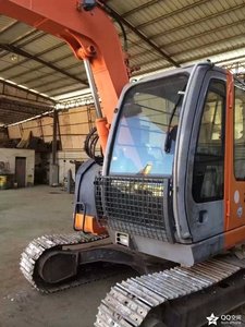 HITACHI รถขุดตีนตะขาบขนาดเล็ก7ตันมือสอง Zx75US ปั๊มไฮดรอลิก KYB ทำงานต่ำชั่วโมง - Product Image 4