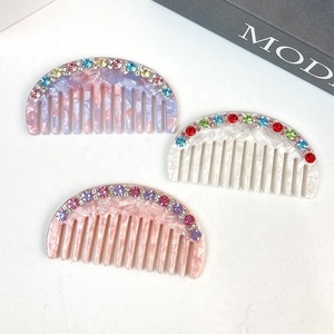 Peignes à cheveux personnalisés avec logo et couleurs, épaisseur 4 mm, avec strass, pour femmes, accessoires pour cheveux en gros - Product Image 1