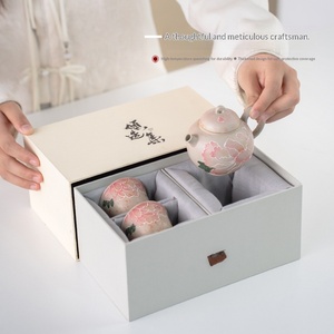 Service à thé Rhyme Peony, coffret cadeau, céramique peinte à la main, dégradé de couleurs, une théière, deux tasses, cadeau d'entreprise, cadeau d'anniversaire - Product Image 1