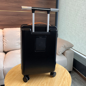Valises de <span class=keywords><strong>cabine</strong></span> personnalisées, sacs de voyage d'affaires <span class=keywords><strong>avec</strong></span> <span class=keywords><strong>chargeur</strong></span> <span class=keywords><strong>USB</strong></span> et porte-gobelet - Product Image 1