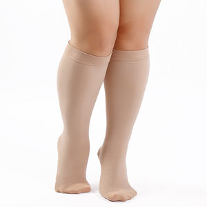 Calcetines de Compresión Graduados Negros Personalizados de 20-30 mmHg, Talla Grande, Hasta la Rodilla, para Várices - Product Image 4
