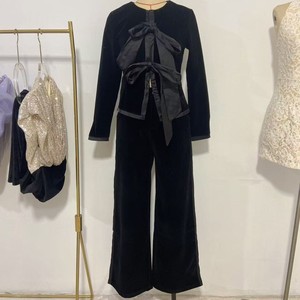 ชุดเซ็ต 2 ชิ้น เสื้อแขนยาวผูกโบว์สีดำ กางเกงขายาวลำลอง แฟชั่นสำหรับผู้หญิง - Product Image 2