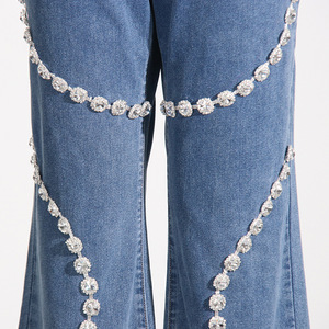 Nuevos Jeans de Mujer Rectos de Diseñador con Pedrería y Detalles de Anillo, a la Moda - Product Image 6