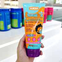 UUKKG Masque capillaire sans rinçage 3 en 1 Tomate Raisin Fraise 200G Doux, résistant à la chaleur, pour coiffage quotidien professionnel