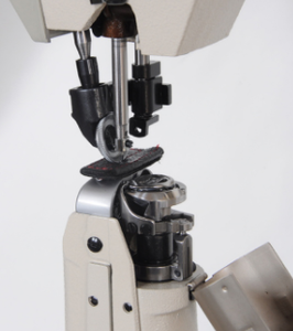 Máquina de Coser Industrial de Puntada Fija 9910D - Product Image 4