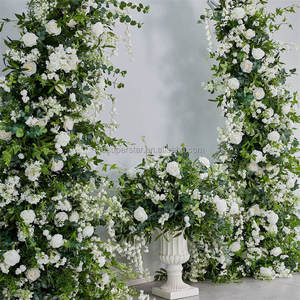 C-322 Nuovo Design Arco Nuziale per Disposizioni Floreali, Struttura a Corno di Bue con Piante Verdi e Campanule Pendenti, Arco in Metallo - Product Image 2