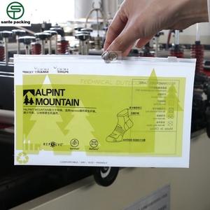 ถุงซิปล็อคพลาสติกรีไซเคิลแบบฝ้าสำหรับบรรจุภัณฑ์เสื้อผ้า รองเท้า และขนสัตว์ พร้อมโลโก้พิมพ์ตามสั่งและวาล์วปิดผนึกอัตโนมัติ - Product Image 3