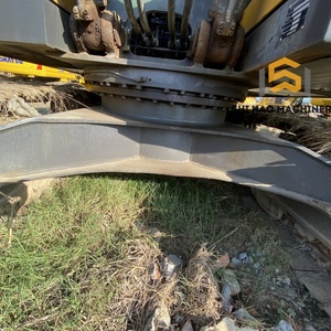 Excavadora Usada VOLVO EC210B-LC de 21 Toneladas a Bajo Costo con Motor, Caja de Cambios y Bomba - Duradera y Potente para Grandes Proyectos de Construcción - Product Image 3
