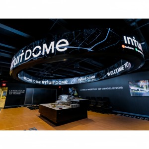 Pantalla LED Curva de Amplia Gama de Colores Pushunled, Video Wall Flexible para Publicidad Comercial de Autoservicio, P1.538 LED Flexible - Product Image 1