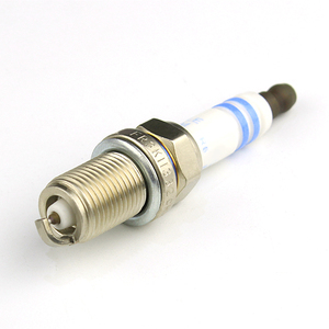 Bujía de Gas Wei-chai FR3KII332 0242225511, Repuesto para Aplicaciones de Gas Natural, Motor CNG/LNG, Nueva Condición - Product Image 4