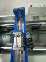 Centre d'usinage CNC haute efficacité OUWO avec Siemens 828D et changeur d'outils automatique pour la production d'équipements de murs-rideaux
