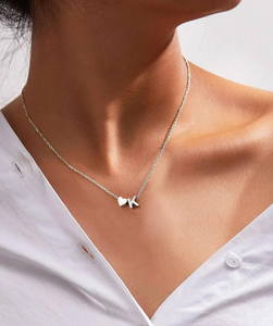 Collar Personalizado con Inicial y Corazón <span class=keywords><strong>de</strong></span> Acero Inoxidable, Impermeable, con Colgante <span class=keywords><strong>de</strong></span> Letra para Uso Diario, Joyería <span class=keywords><strong>de</strong></span> Moda para Combinar - Product Image 2