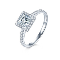 Mode 1ct D VS2 Radiant Cut Lab Créé Diamant Bague De Fiançailles De Mariage pour Femmes 14K 18K Bijoux En Or Massif