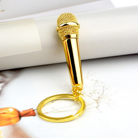 Microphone porte-clés alliage métallique musique Microphone voix breloque pendentif sac à main accessoires Festival Concert Performance cadeau