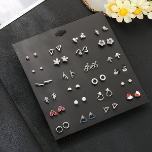 Ensemble de 24 paires de boucles d'oreilles tendance, design simple, mignon et géométrique en forme de cœur, pour bijoux d'anniversaire - Product Image 3