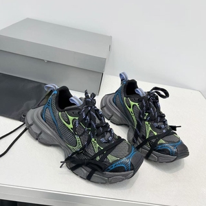 Calzado deportivo de diseño lujoso, zapatos para caminar y casuales de alta calidad, parte superior de malla transpirable, suela gruesa, función antideslizante - Product Image 2