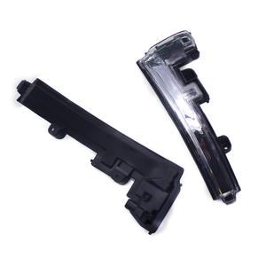 Land Rover กระจกมองหลังไฟเลี้ยวด้านซ้ายและขวาอะไหล่ L040พลาสติก - Product Image 2