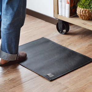 Tapis antidérapant en cuir PU épaissi pour salle de bain, tapis de sol pour chambre à coucher, tapis de porte minimaliste de style japonais pour la distribution d'air - Product Image 3