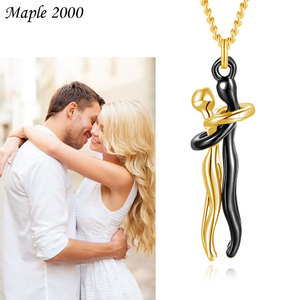 Collana Classica per Coppie con Abbraccio, Regalo di San Valentino, Ciondolo Creativo con Abbraccio e Baci per Innamorati - Product Image 2