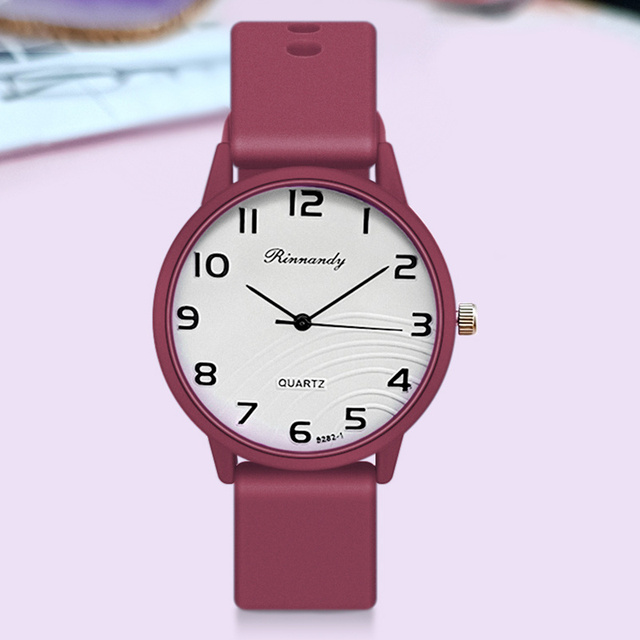 WJ-10869 Wholesale Fashion 2023 New Luxury Watches Women Rubber Mix Colors Blue Quartz Silicone Strap Watches