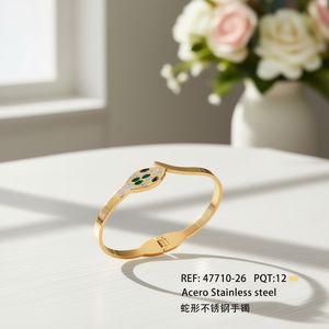 Bracciale a Forma di Serpente in Acciaio Inossidabile Placcato Oro, Gioielli di Moda per Donne - Product Image 2