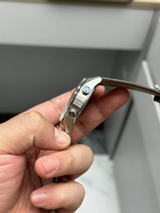 Reloj Mecánico Casual de Negocios de Alta Gama, Esfera Azul con Efecto Rayos de Sol, Correa de Cuero Marrón, Resistente al Agua, Reloj Deportivo de Lujo para Hombre - Product Image 4