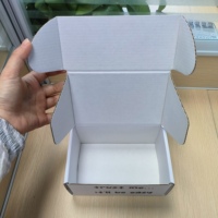 Boîtes d'expédition en carton ondulé pliables personnalisées avec logo imprimé, prix avantageux, pour marketing et envoi postal noir