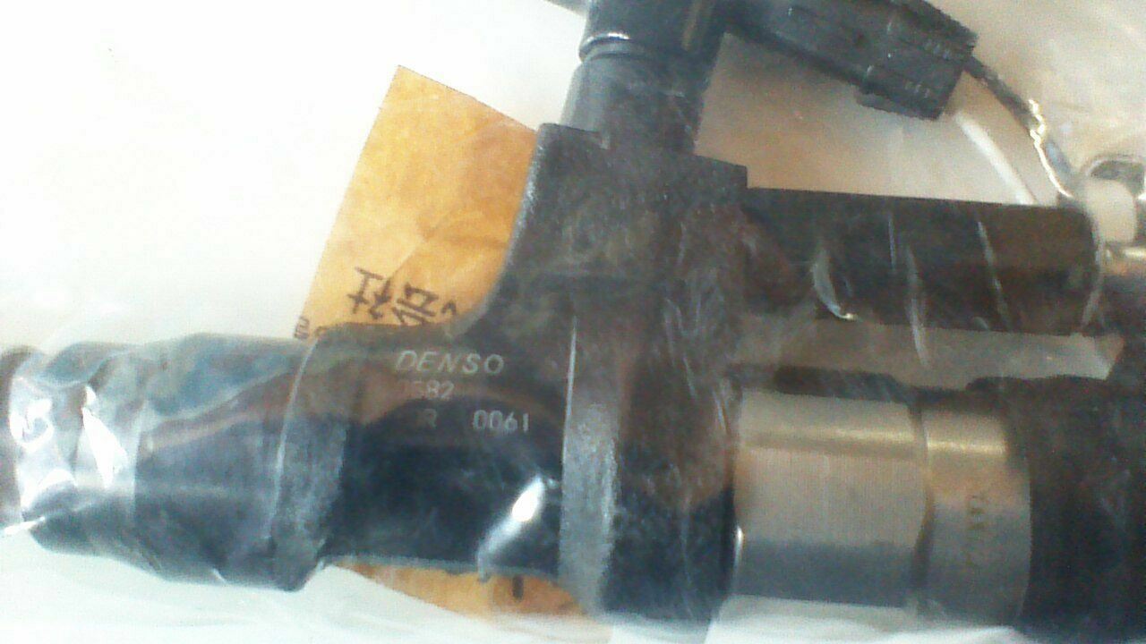 common rail injector 095000-0581 095000-0580 23670-78010 injector for Hino Toyota S05C injector nozzle  095000-0580 23670-78010