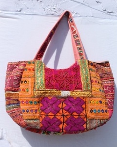 Bolso Jaipuri Banjara Ligero de Uso Diario para Mujer, Bolso de Hombro de Algodón con Flores Bordadas a Mano, Estilo Étnico Indio - Product Image 4