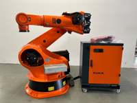 Robot industriel KUKA 6 axes haute performance avec une charge utile de 210 kg et une portée de 2701 mm, bras de palettisation pour l'assemblage automobile