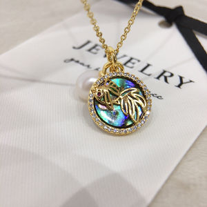 Collier de perles d'<span class=keywords><strong>eau</strong></span> <span class=keywords><strong>douce</strong></span> véritable plaqué or 18 carats avec coquille d'ormeau tendance pour femmes en gros SHDIYAYUN - Product Image 2