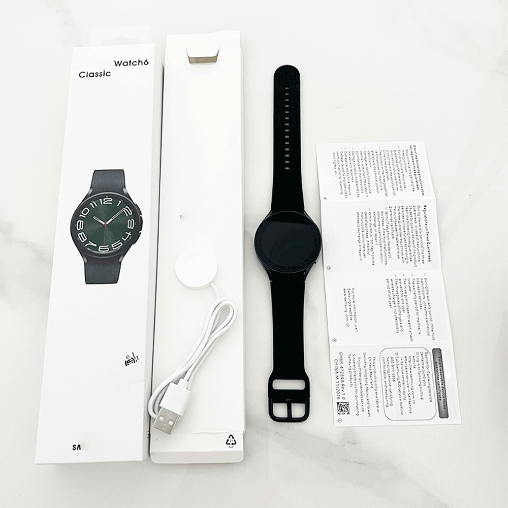 E06 Smart Watch Fast Charging with 200W USB C Multi-Ports