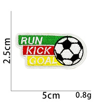 Patch en tissu polyester brodé sur le thème du football pour vêtements, sacs et bagages - Réparation de trous multi-formes