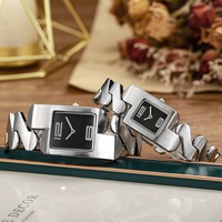 Reloj de Pulsera Delicado de Última Moda con Esfera Cuadrada de Vidrio y Aleación, Reloj de Cuarzo Real para Unisex