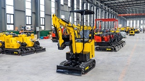 Miniexcavadora HIGHTOP HT12 de 1.2 Toneladas, Excavadora Hidráulica Pequeña, Microexcavadora con Certificación CE, EPA y EURO5, con Brazo Giratorio y Orugas Retráctiles - Product Image 3