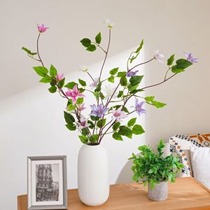 Fleurs artificielles Saxe Clematis du fabricant, style réaliste et naturel, décorations de mariage, vente en gros transfrontalière, plantes vertes - Product Image 1