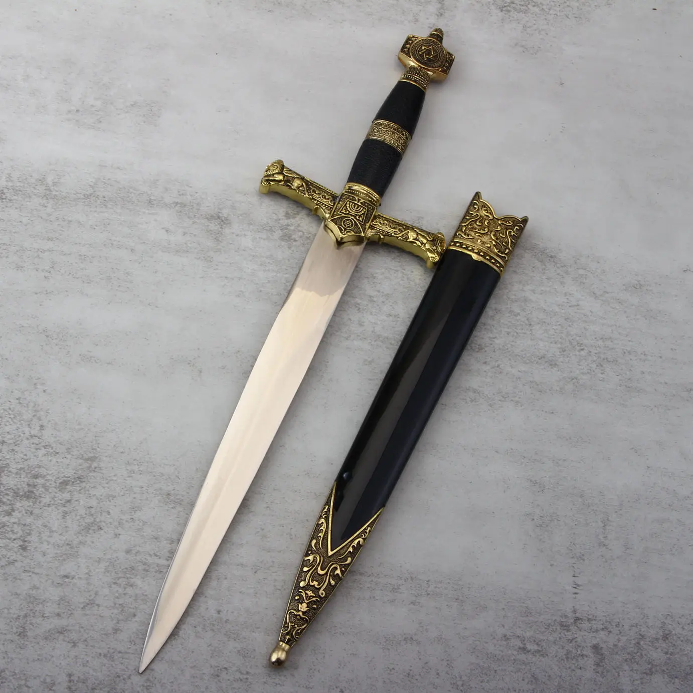 Espada en miniatura de Color dorado para decoración, exquisita espada en miniatura de estilo masónico